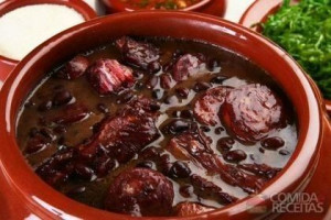 Feijoada tradicional brasileira
