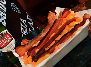 Batata bacon cheddar