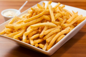 Porção de batatas fritas G